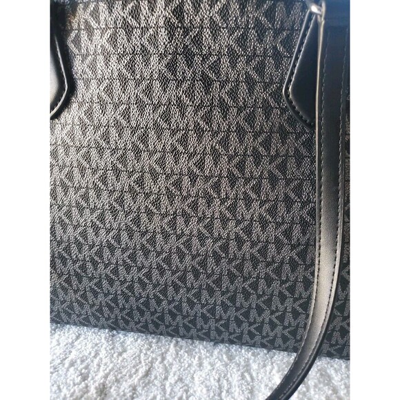 Michael Kors Sheila Black Gray Silver Double Handle Logo Medallion Tote 10" X16" - Picture 5 of 9